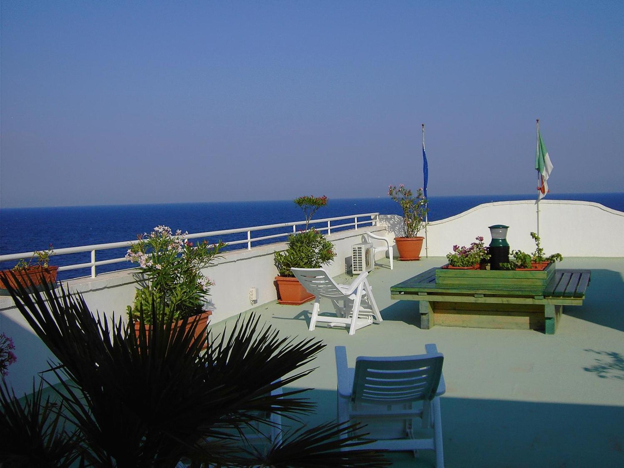 Hotel Il Vascello Marina Serra Kültér fotó