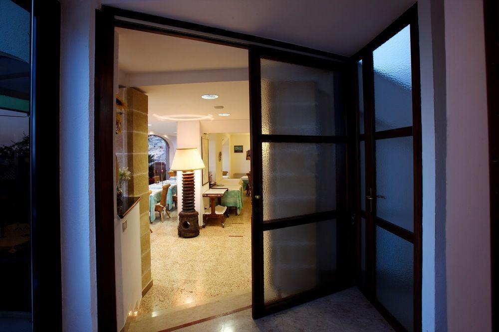 Hotel Il Vascello Marina Serra Kültér fotó