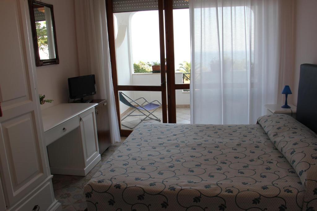 Hotel Il Vascello Marina Serra Kültér fotó